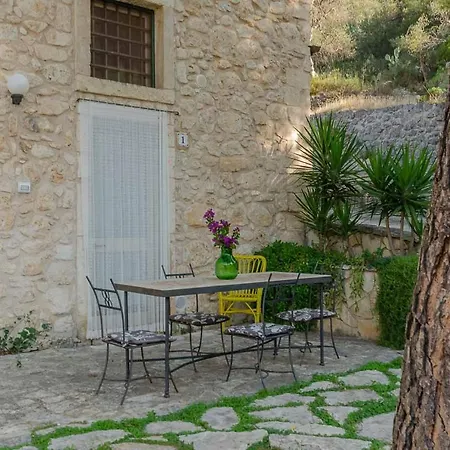 Farm stay Madonna Incoronata *