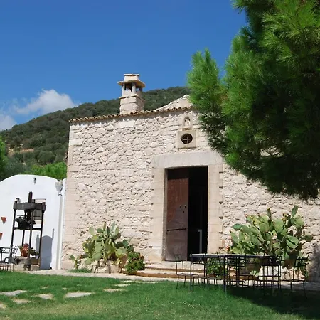 Farmház Madonna Incoronata
